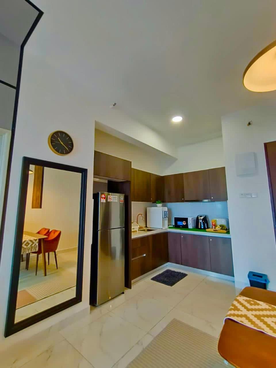 קוטה בארו Auranadtroikakb Apartment Wifi-Netflix-Coway מראה חיצוני תמונה